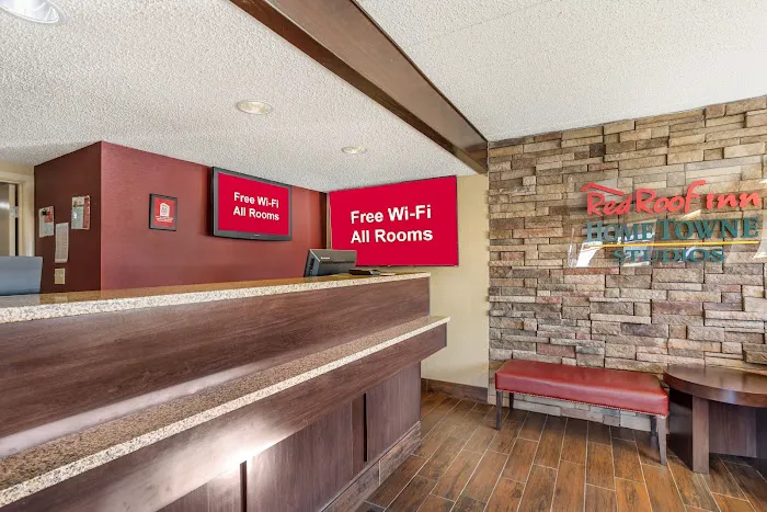 Red Roof Inn Danville, PA 4