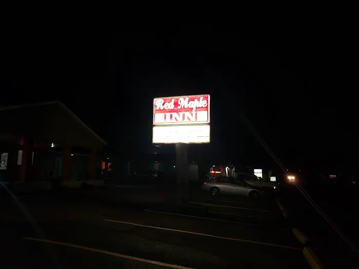 Red Maple Inn 4