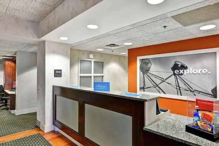 Hampton Inn Bloomsburg 4