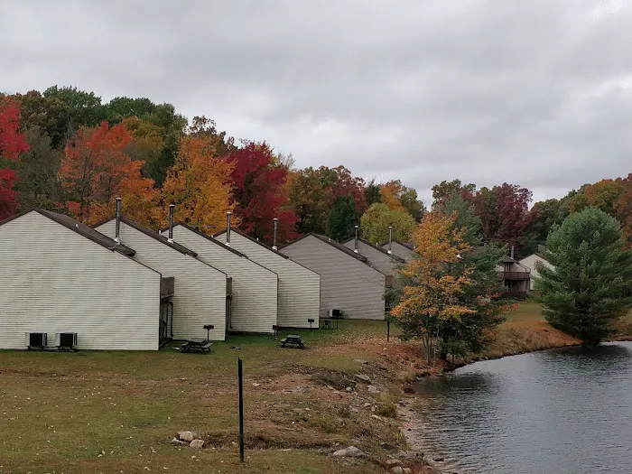 Quail Hollow Village 4