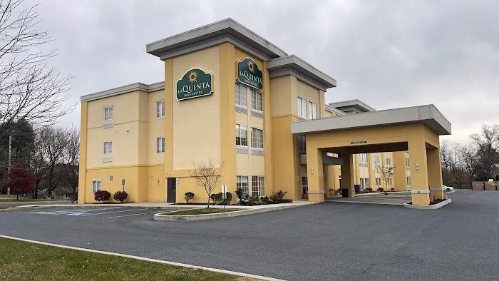 La Quinta Inn & Suites by Wyndham Harrisburg-Hershey 4