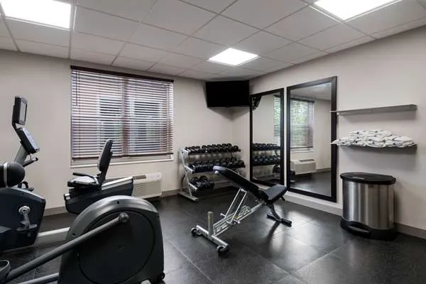 Country Inn & Suites by Radisson, Harrisburg Northeast - Hershey 4