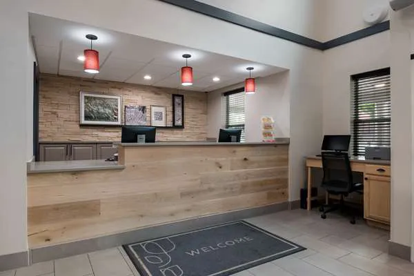 Country Inn & Suites by Radisson, Harrisburg Northeast - Hershey 4