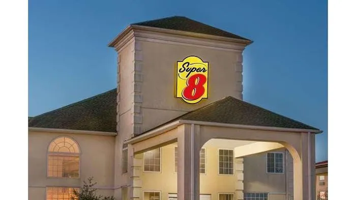 Super 8 by Wyndham Harrisburg Hershey North 4