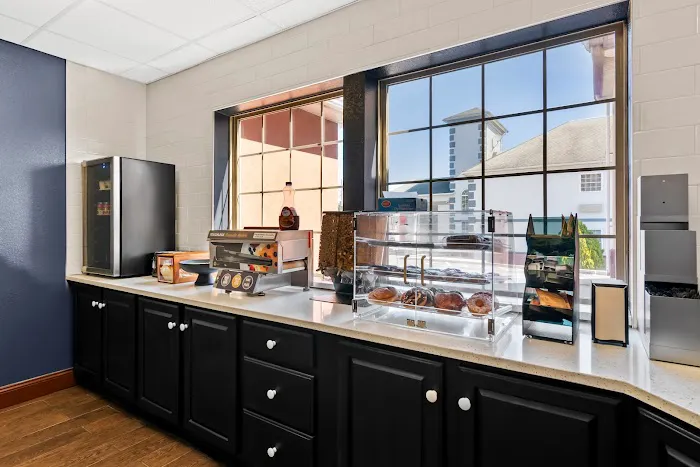 Scottish Inns & Suites Harrisburg - Hershey North 4