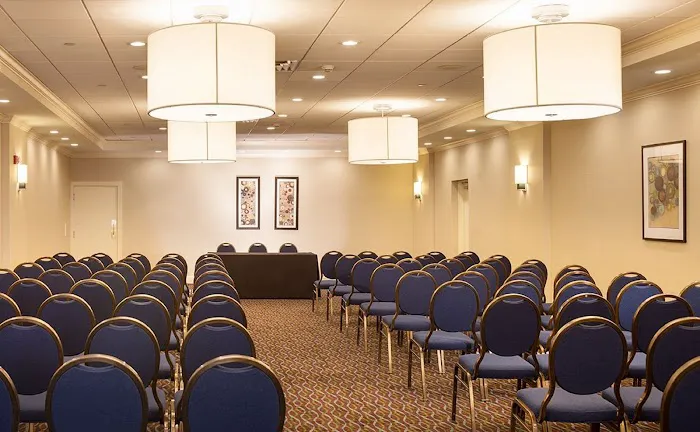 Holiday Inn Hartford Downtown Area by IHG 4