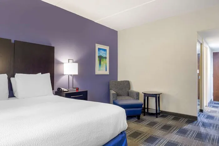 Best Western Hartford Hotel & Suites 5