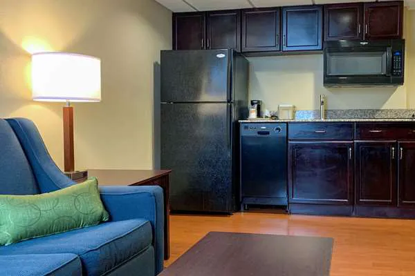 Comfort Inn & Suites East Hartford - Hartford 4