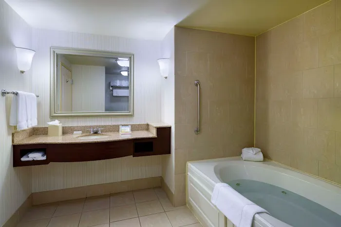 Hilton Garden Inn Hartford South/Glastonbury 5