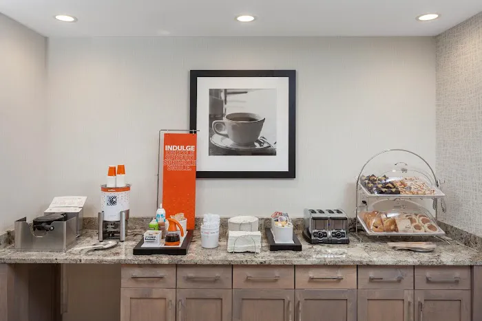Hampton Inn & Suites Rocky Hill - Hartford South 4