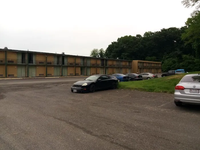 Travelodge by Wyndham Windsor Locks 4