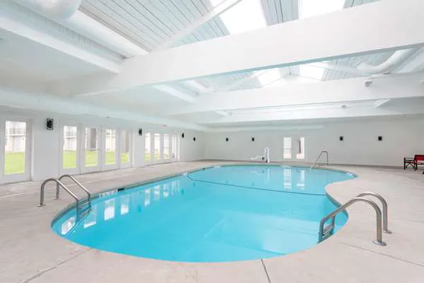Travelodge by Wyndham Windsor Locks 4