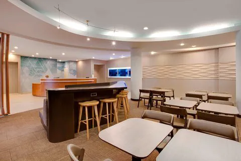SpringHill Suites Hartford Airport/Windsor Locks 4