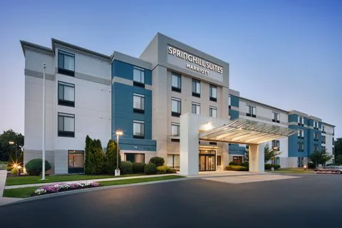 SpringHill Suites Hartford Airport/Windsor Locks 4