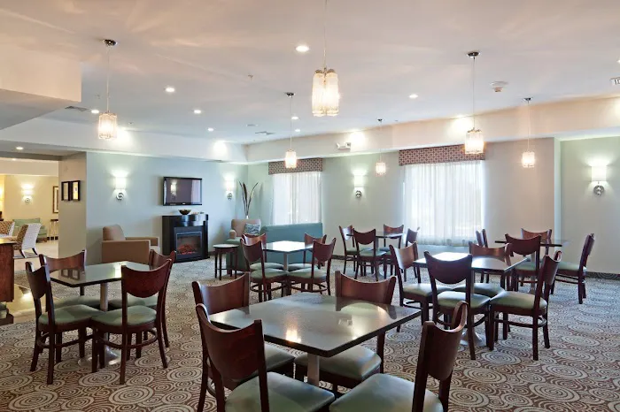 Holiday Inn Express & Suites Meriden by IHG 4