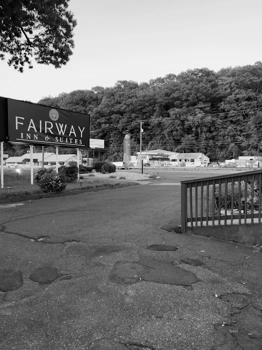 Fairway inn & Suites 4