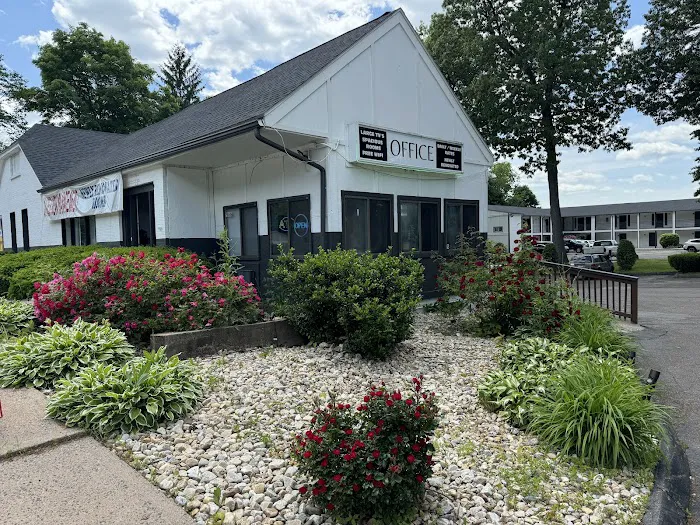 Fairway inn & Suites 4