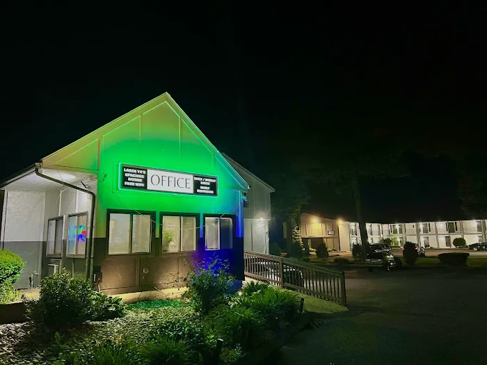 Fairway inn & Suites 4
