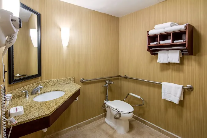 Red Roof Inn Meriden 4
