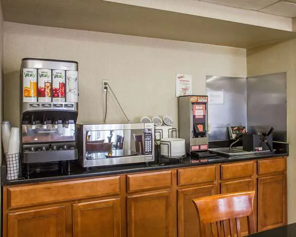 Comfort Inn Wethersfield - Hartford 4