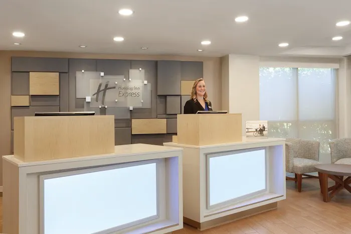 Holiday Inn Express Hartford South - Rocky Hill by IHG 4