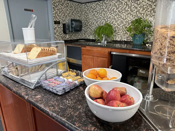 Hamden Hotel & Suites 4