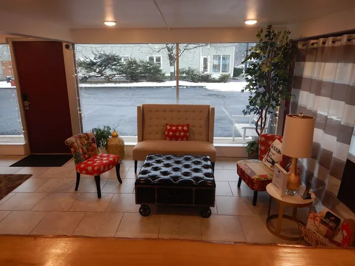 The Carriage House 4