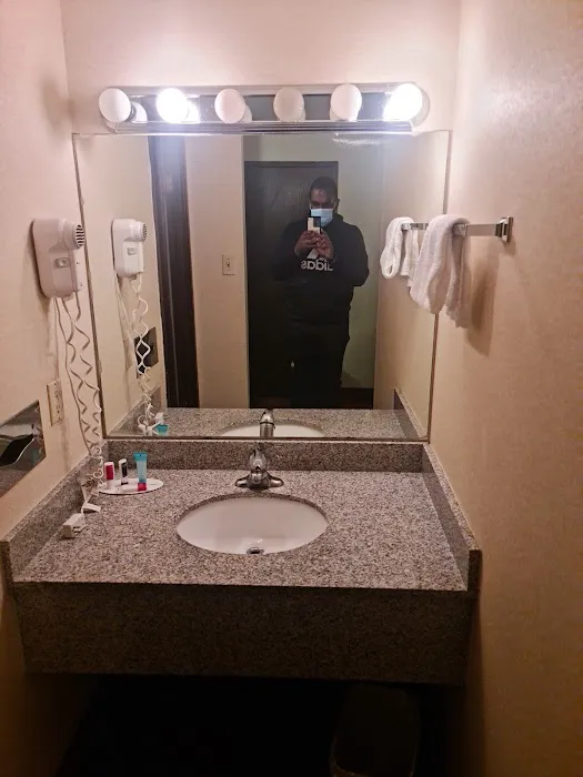Ramada Plaza by Wyndham Albany 4