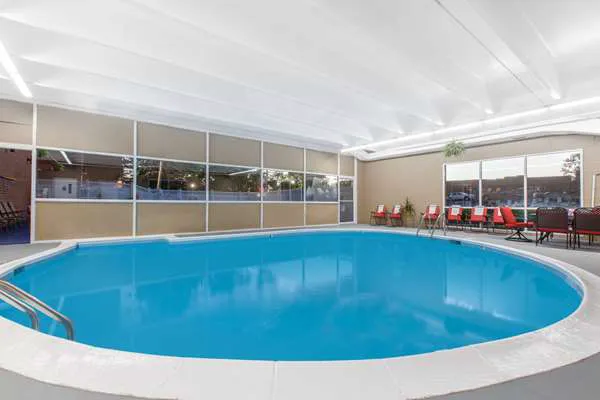 Ramada Plaza by Wyndham Albany 4