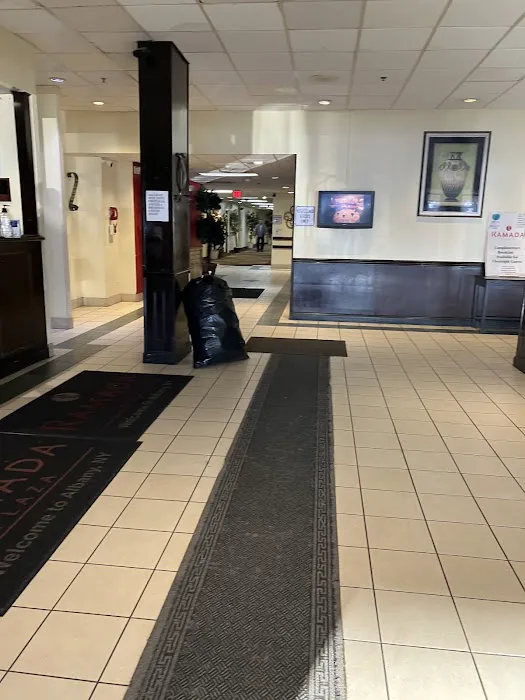 Ramada Plaza by Wyndham Albany 4