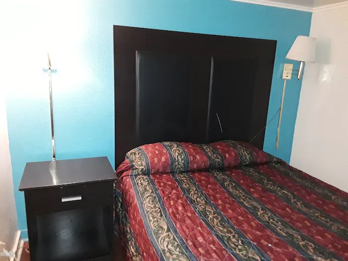 Berkshire Inn 4