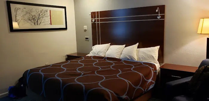Berkshire Inn 4