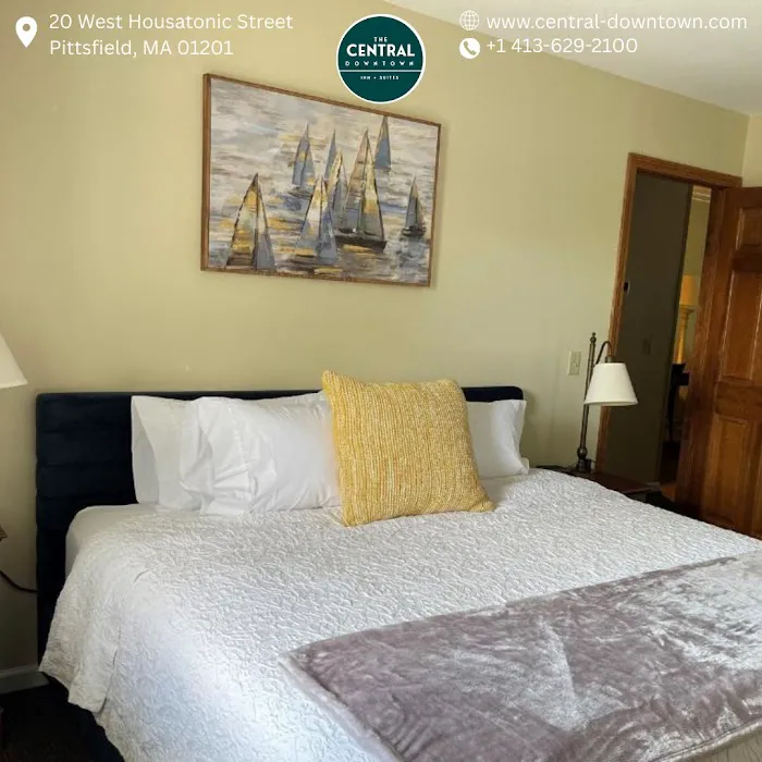 The Central Downtown Inn & Suites 4