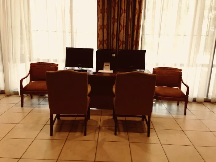 Holiday Inn & Suites Pittsfield-Berkshires by IHG 4