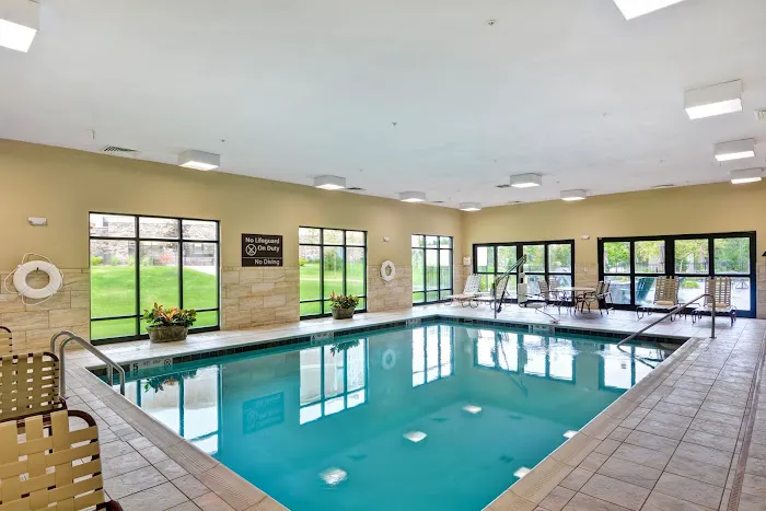 Hampton Inn & Suites New Hartford 4
