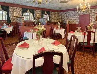 Ramada New Hartford 4
