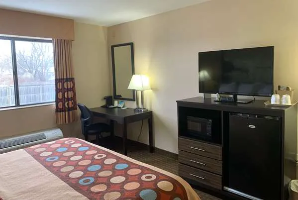 Super 8 by Wyndham Liverpool/Clay/Syracuse Area 4