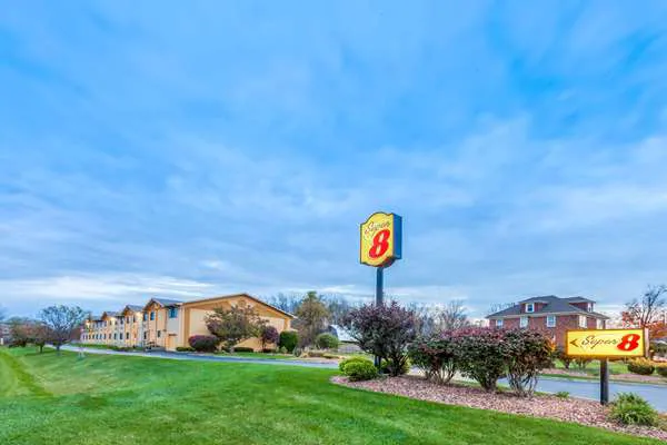 Super 8 by Wyndham Liverpool/Clay/Syracuse Area 4