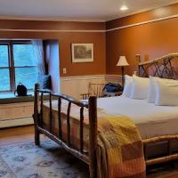Friends Lake Inn ico