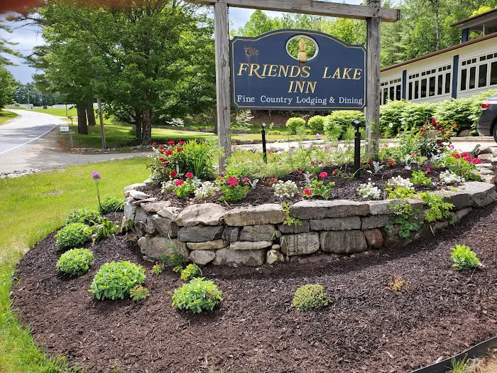 Friends Lake Inn 4