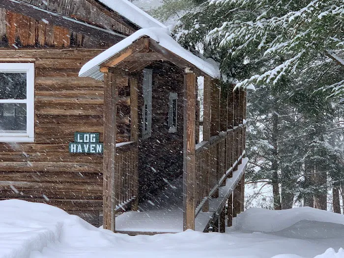 Twin Pine Lodge 4