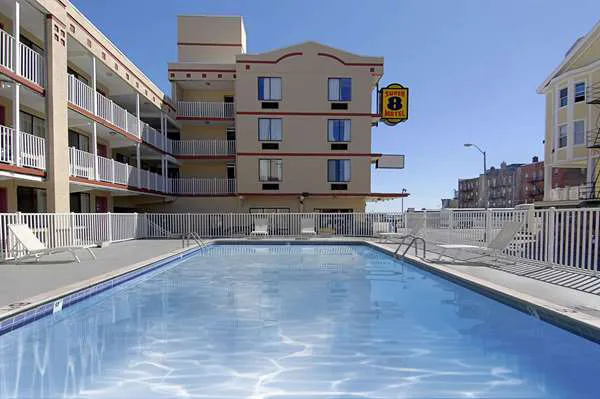 Super 8 by Wyndham Atlantic City 4