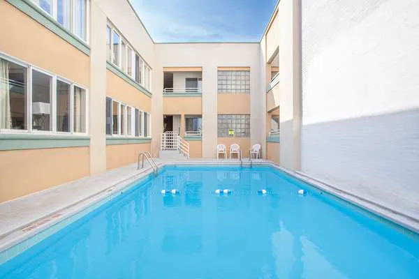 Howard Johnson by Wyndham Atlantic City 4