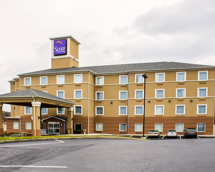 Sleep Inn & Suites 4