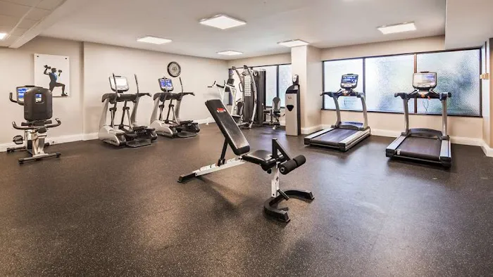 Best Western Premier The Central Hotel & Conference Center 4