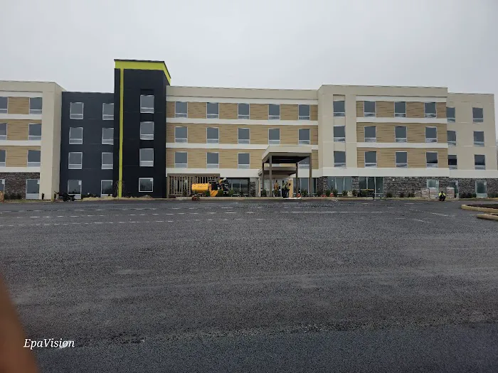 Home2 Suites by Hilton Harrisburg East 4