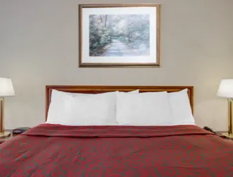Days Inn by Wyndham New Cumberland/Harrisburg South 4