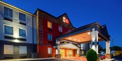 Best Western Plus New Cumberland Inn & Suites