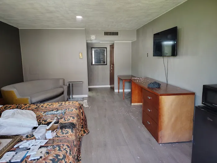Budget Inn New Cumberland 4