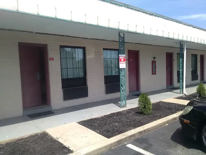 Budget Inn New Cumberland 4